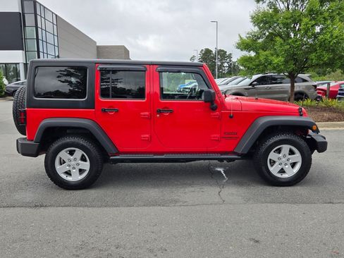 Used 2015 Jeep Wrangler Unlimited Sport w/ Quick Order Package 24S AWD/4WD image 8