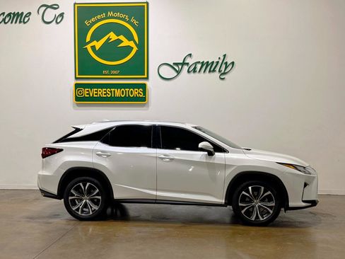 Used 2017 Lexus RX 350 FWD w/ Premium Package image 2