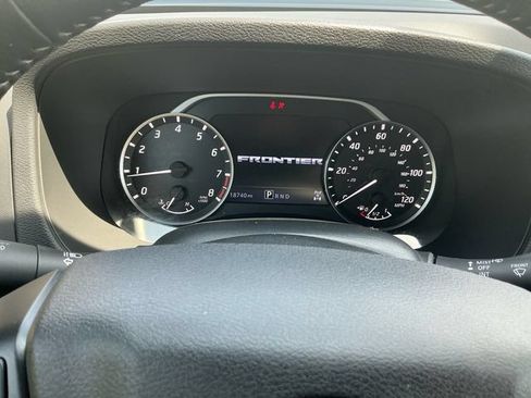 Used 2024 Nissan Frontier SV w/ Hardbody Edition AWD/4WD image 20