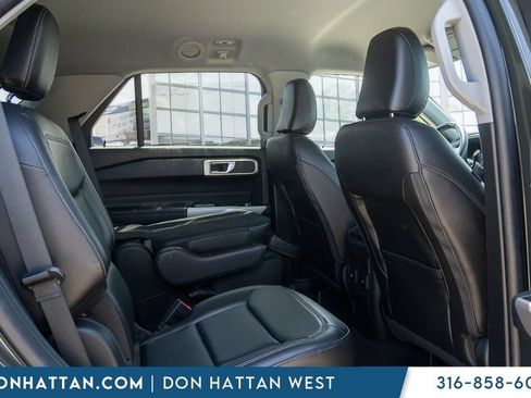 Used 2023 Ford Explorer XLT w/ Equipment Group 202A AWD/4WD image 23