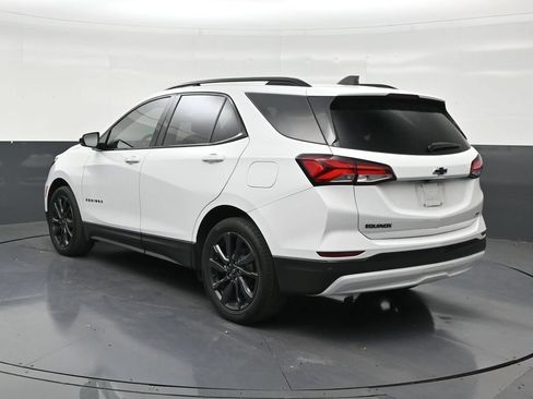 Used 2024 Chevrolet Equinox RS FWD image 3