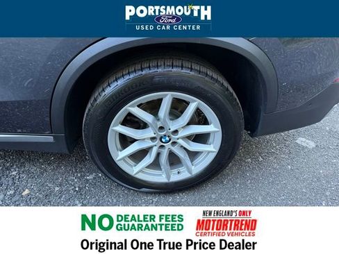 Used 2022 BMW X5 xDrive40i w/ Parking Assistance Package image 25