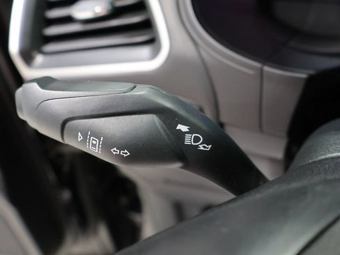 Used 2024 Ford Edge ST-Line AWD/4WD image 38
