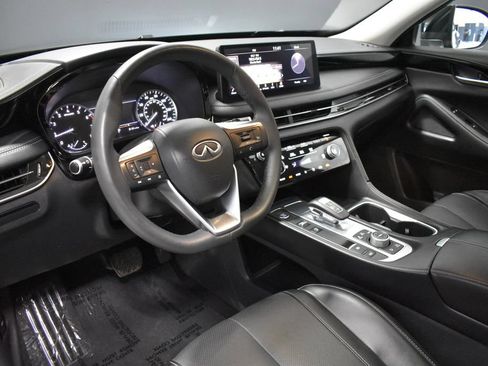 Used 2025 INFINITI QX60 Pure w/ Cargo Package AWD/4WD image 4