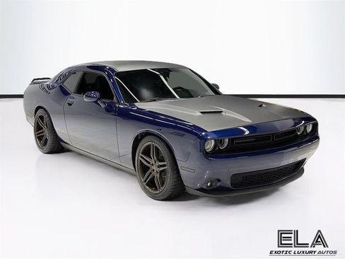 Used 2017 Dodge Challenger SXT Plus RWD image 36