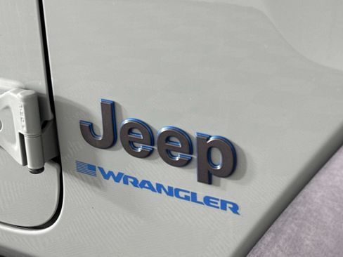 Certified 2023 Jeep Wrangler Unlimited Rubicon 4xe w/ Cold Weather Group AWD/4WD image 44