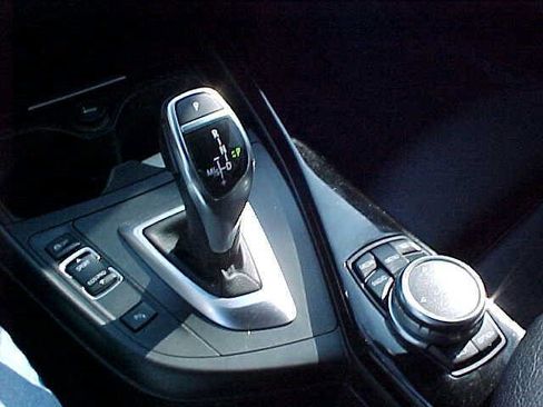 Used 2016 BMW 228i xDrive Coupe image 23