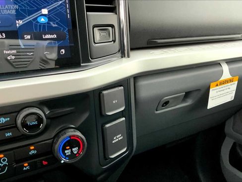 New 2026 Ford F250 XLT w/ XLT Premium Package AWD/4WD image 19
