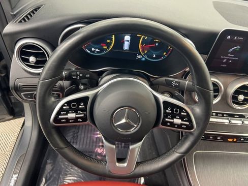 Used 2021 Mercedes-Benz GLC 300 4MATIC image 21