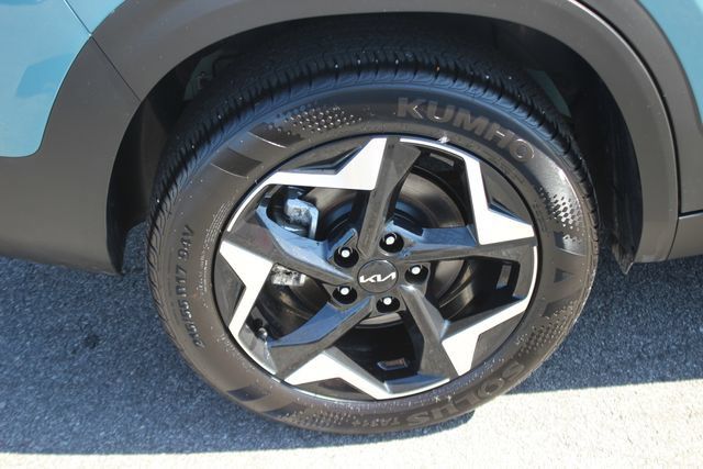 Used 2026 Kia Seltos S AWD/4WD image 37