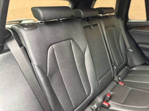 Used 2018 BMW X3 xDrive30i AWD/4WD image 18