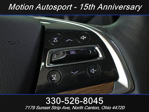 Used 2017 Cadillac Escalade Premium Luxury AWD/4WD image 19