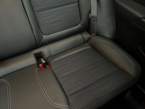 Used 2025 Buick Envista Preferred image 37