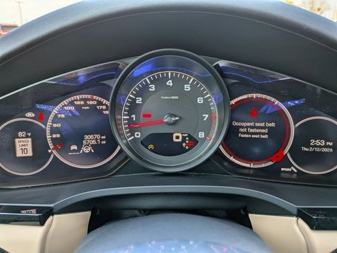 Used 2023 Porsche Cayenne S image 12