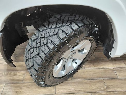 Certified 2025 RAM 1500 Big Horn image 24