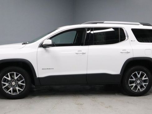 Used 2023 GMC Acadia SLT w/ Preferred Package image 8