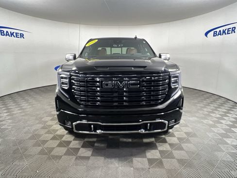 Used 2025 GMC Sierra 1500 Denali Ultimate AWD/4WD image 3