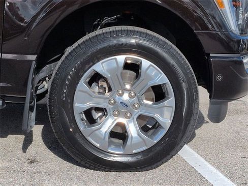 Certified 2021 Ford F150 Platinum w/ Equipment Group 701A High image 10