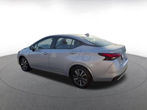 Used 2025 Nissan Versa SV FWD image 10