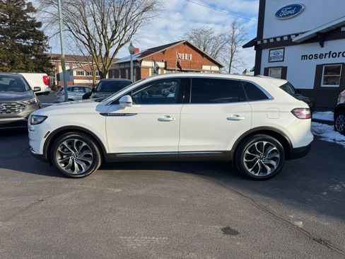 Used 2021 Lincoln Nautilus Reserve image 2