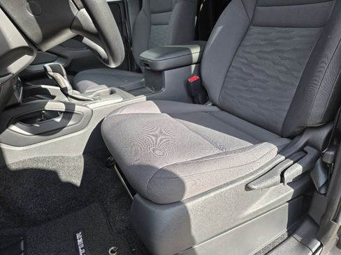 Used 2025 Nissan Frontier S w/ S Utility Package image 12