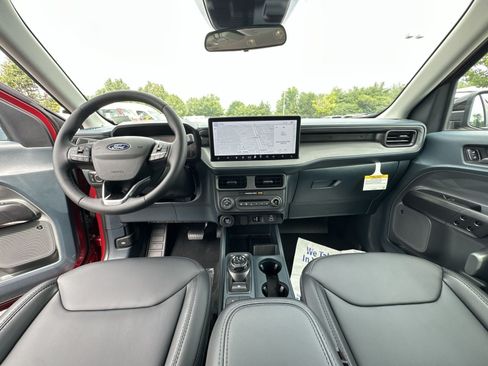 New 2026 Ford Maverick Lariat w/ Black Appearance Package AWD/4WD image 31