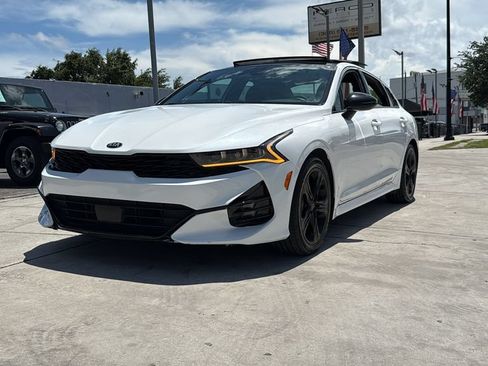 Used 2021 Kia K5 GT-Line AWD/4WD image 10