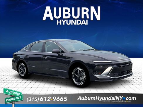 New 2026 Hyundai Sonata SEL FWD image 10