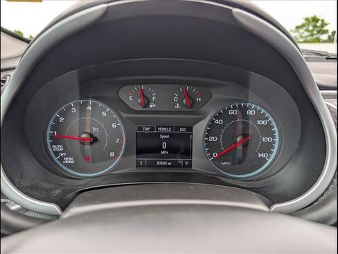 Used 2023 Chevrolet Malibu LT FWD image 12