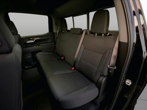 Used 2025 Chevrolet Silverado 1500 LT Trail Boss w/ Convenience Package II AWD/4WD image 18