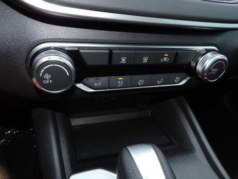 Used 2025 Nissan Altima 2.5 S image 21