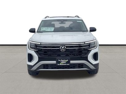 New 2025 Volkswagen Atlas Peak Edition SE