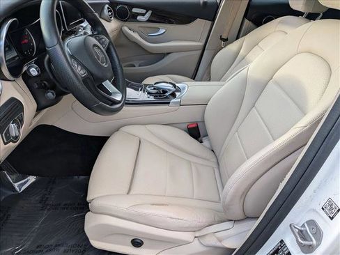 Used 2016 Mercedes-Benz GLC 300 4MATIC image 17