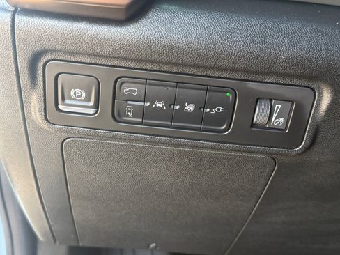 Used 2024 GMC Hummer EV 3X w/ Omega Edition AWD/4WD image 23