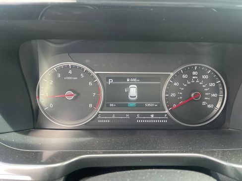 Used 2023 Kia Sorento LX AWD/4WD image 9