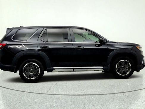 Used 2024 Honda Pilot EX-L image 4