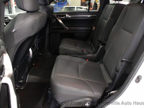Used 2023 Lexus GX 460 Premium AWD/4WD image 33
