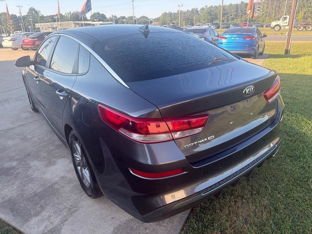 Used 2020 Kia Optima LX FWD image 11