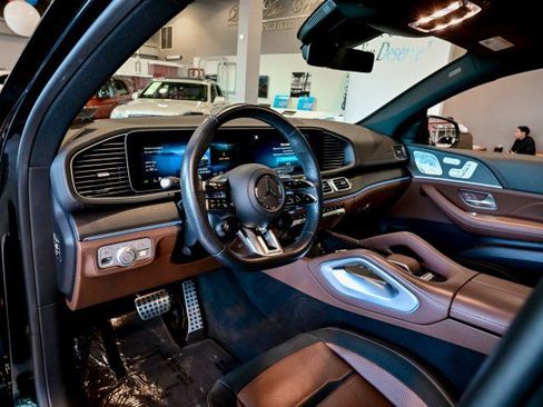 Used 2024 Mercedes-Benz GLE 53 AMG AMG GLE 53, 22'' Wheels, Drive image 14