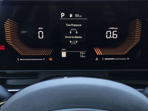 New 2026 Kia Carnival FWD image 11
