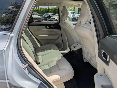 Certified 2023 Volvo XC60 B5 Plus w/ Climate Package AWD/4WD image 16