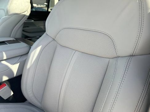 New 2024 Jeep Grand Wagoneer Series I w/ Rear Seat Video Group 1 AWD/4WD image 21