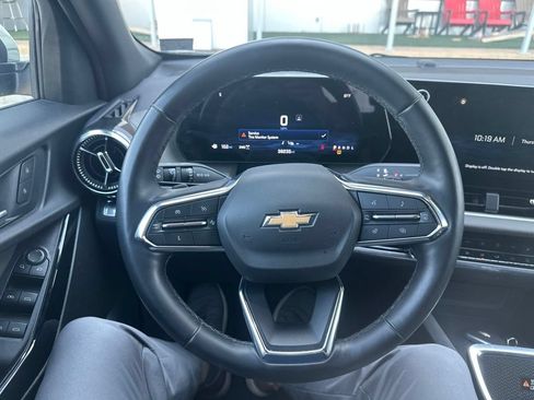 Used 2025 Chevrolet Equinox LT w/ Convenience Package II AWD/4WD image 10