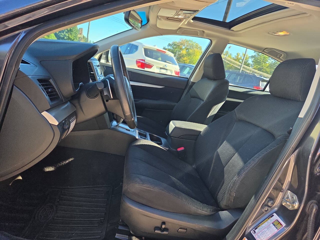 Used 2012 Subaru Legacy 2.5i Premium AWD/4WD image 17