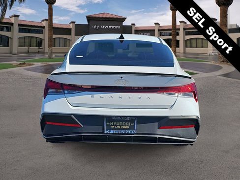 Used 2025 Hyundai Elantra Sport FWD image 7