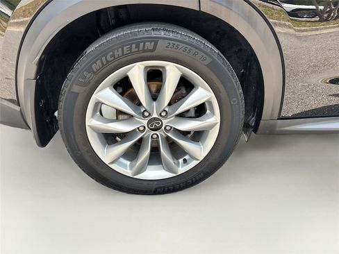 Used 2020 INFINITI QX50 Luxe FWD image 30