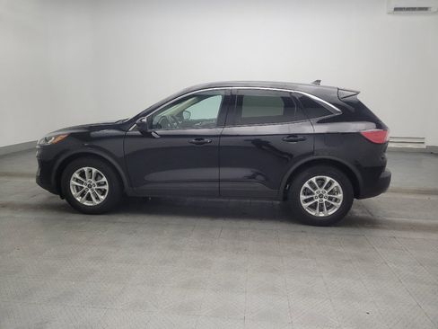 Used 2020 Ford Escape SE image 3