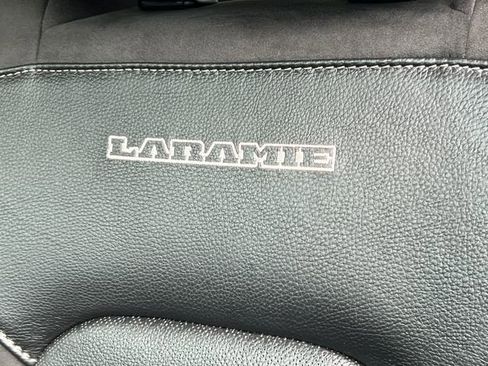 Used 2022 RAM 1500 Laramie AWD/4WD image 15