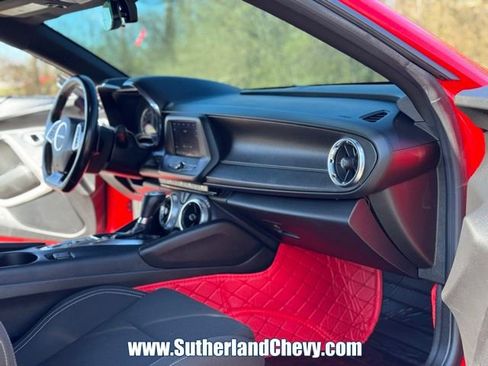 Used 2021 Chevrolet Camaro LT image 17