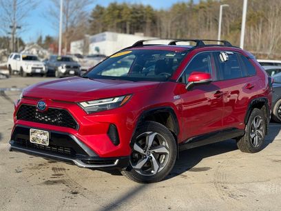 Used 2022 Toyota RAV4 SE w/ Weather & Moonroof Package